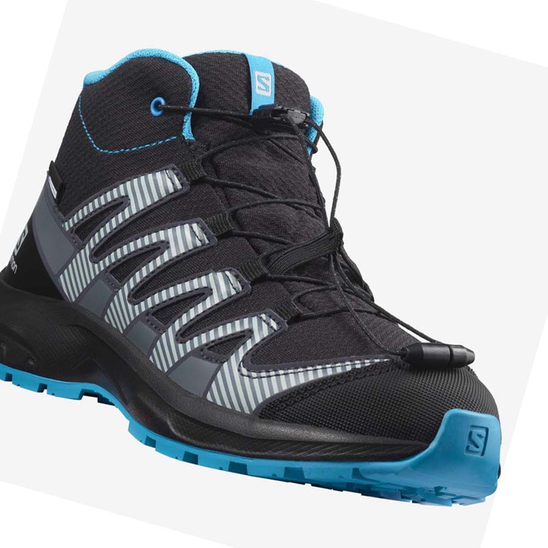 Sapatilhas Trail Running Salomon XA PRO V8 MID CLIMASALOMON™ WATERPROOF Criança Pretas | 12480-ROZA